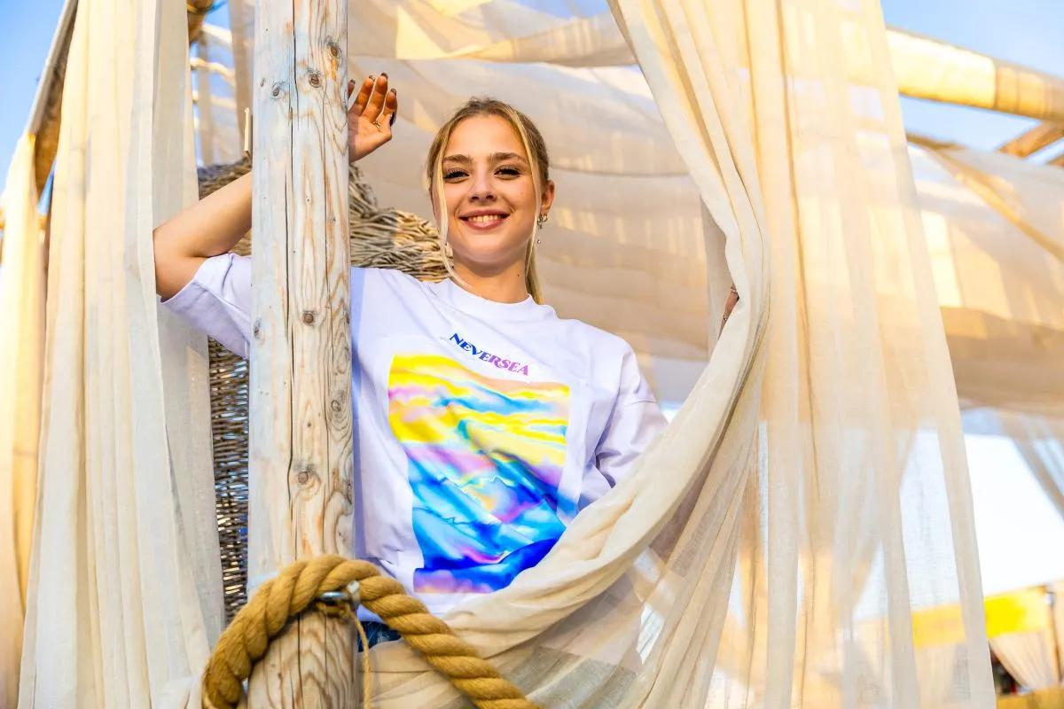 NEVERSEA - Merchandising
